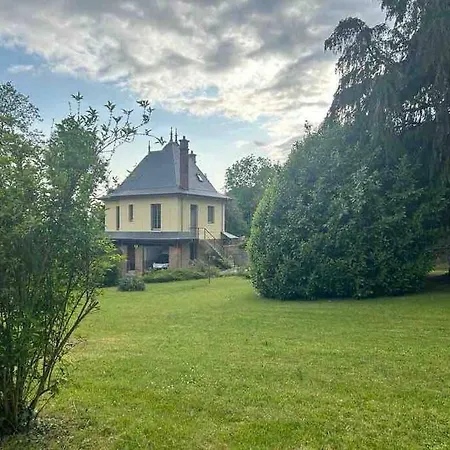 Maison Independante La Quietas Sur Les Hauteurs De Sedan Exterior photo