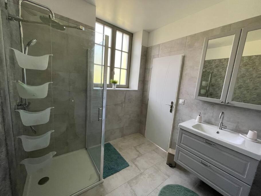 Maison Independante La Quietas Sur Les Hauteurs De Holiday home Sedan